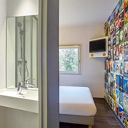 Otel Hotelf1 Bordeaux Nord *